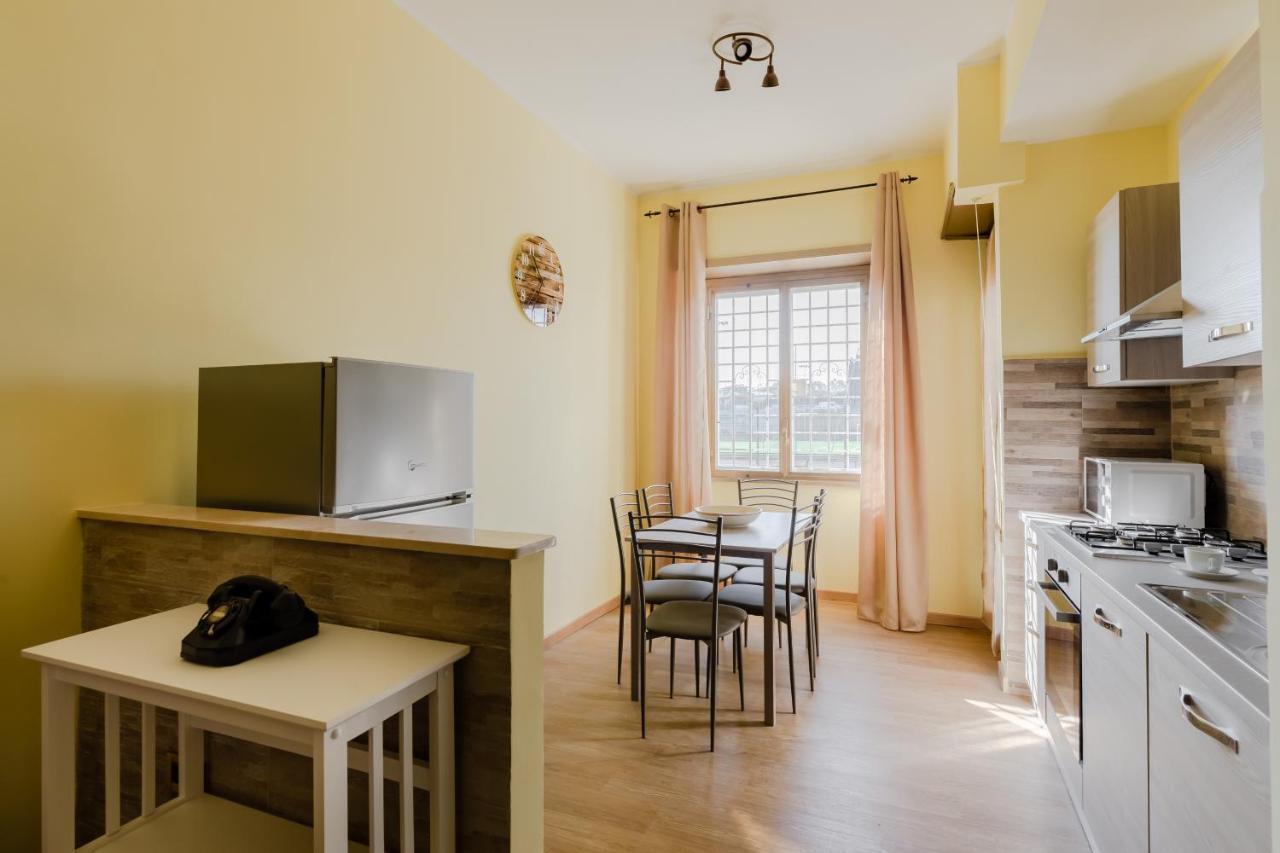 Le Rondini Apartment, 5 Persone, 2 Balconi, Policlinico Tor Vergata E Casilino Roma Exterior foto